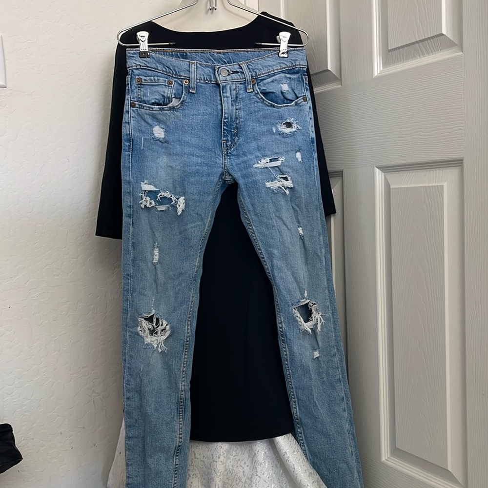 Levi Strauss Men’s Distressed Denim Jeans